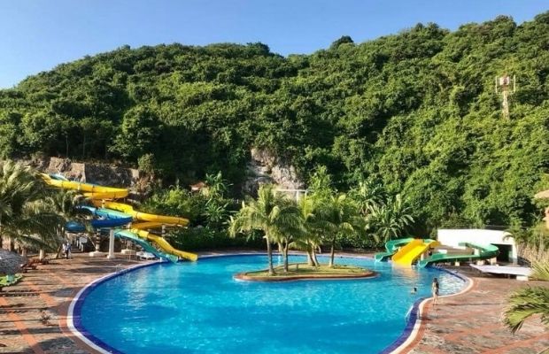 Swimming pool in Cat Ba Island Resort & Spa